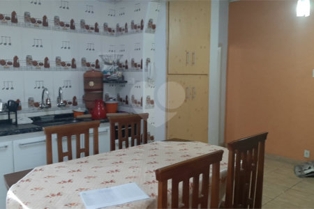 Casa à venda com 3 quartos em Vila Bertioga, São Paulo, SP