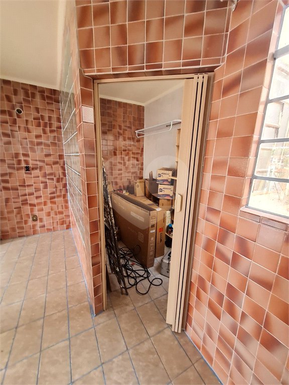 Casa à venda com 6 quartos em Vila dos Remédios, São Paulo, SP