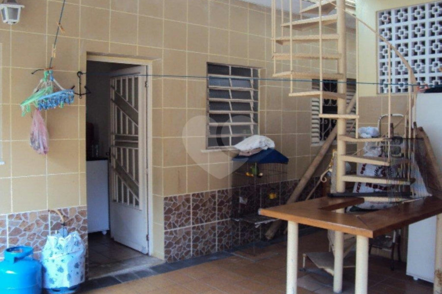 Sobrado à venda com 3 quartos, sendo 1 suíte, em Parque Peruche, São Paulo, SP