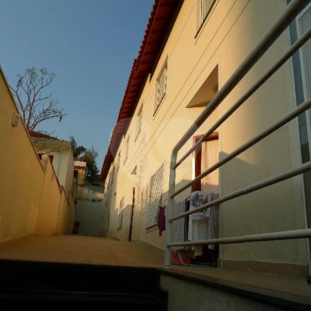 Casa à venda com 3 quartos, sendo 1 suíte,  no condomínio Fernandes, São Paulo - SP