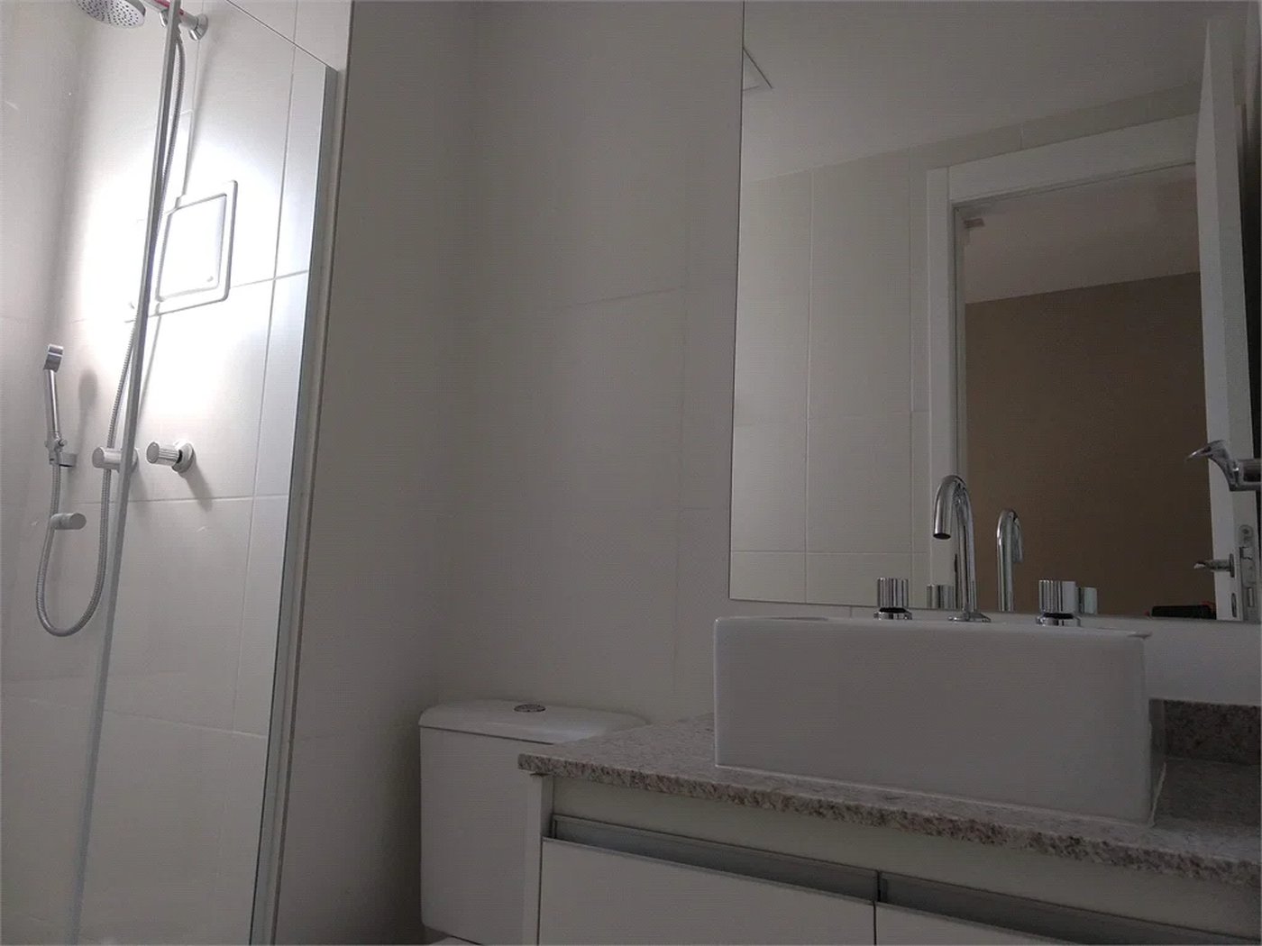 Apartamento à venda com 3 suítes em Vila Anastácio, São Paulo, SP