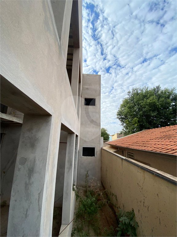 Casa térrea na Vila São José.