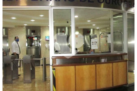 Sala comercial com 43 m² de área útil para locação no Paraíso