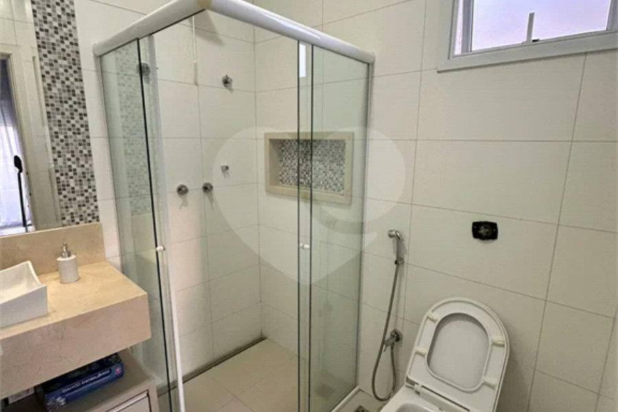 Casa para Venda e Locação em Condomínio Fechado no Bairro Campestre em Piracicaba - SP.