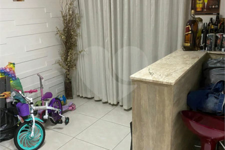 Casa à venda com 3 quartos, sendo 1 suíte,  no condomínio Vida Verde 1, Suzano - SP