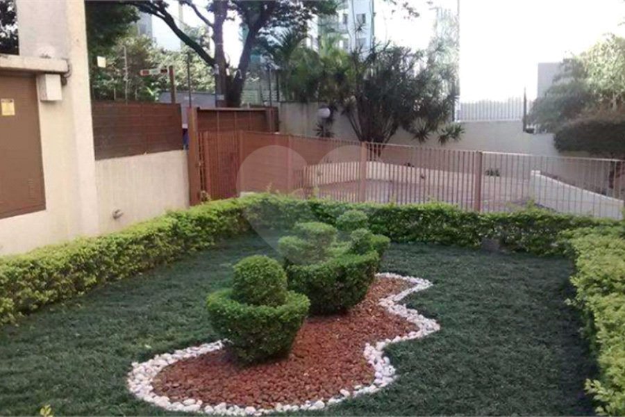 Apartamento à venda com 3 quartos em Santa Terezinha, São Paulo, SP