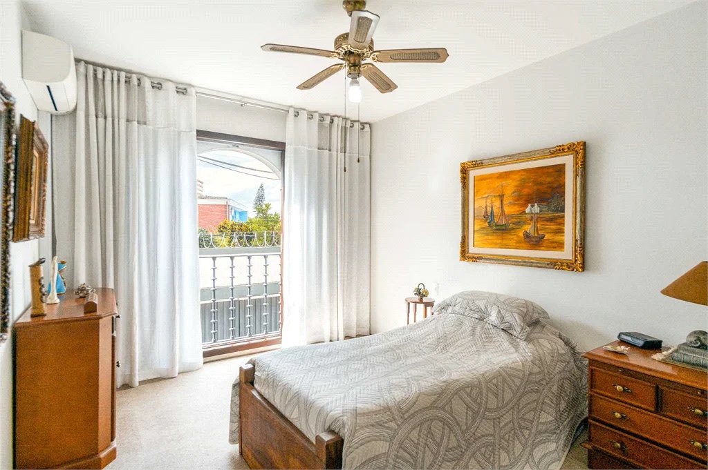 Casa Térrea à venda com 3 quartos, sendo 1 suíte, em Vila Inah, São Paulo, SP