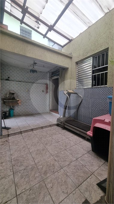 Sobrado à venda com 3 quartos em Vila Gustavo, São Paulo, SP