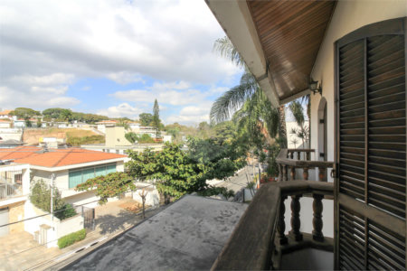 Casa à venda com 5 quartos, sendo 3 suítes, em Jardim São Bento, São Paulo, SP