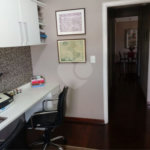 Apartamento à venda com 3 quartos, sendo 1 suíte, no Centro, Poá, SP