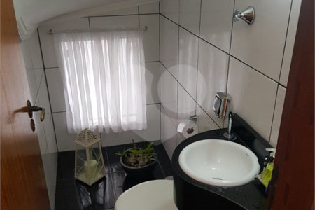 Sobrado à venda com 3 quartos, sendo 1 suíte,  em Jardim Olympia, São Paulo, SP