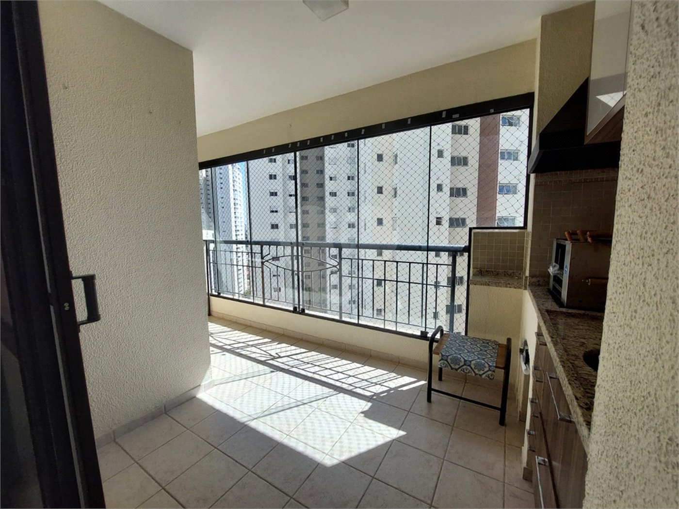 Apartamento para alugar com 3 quartos, sendo 1 suíte, em Vila Leopoldina, São Paulo, SP