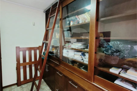 Sobrado à venda com 4 quartos, sendo 1 suíte, em Jardim Regina, Indaiatuba, SP