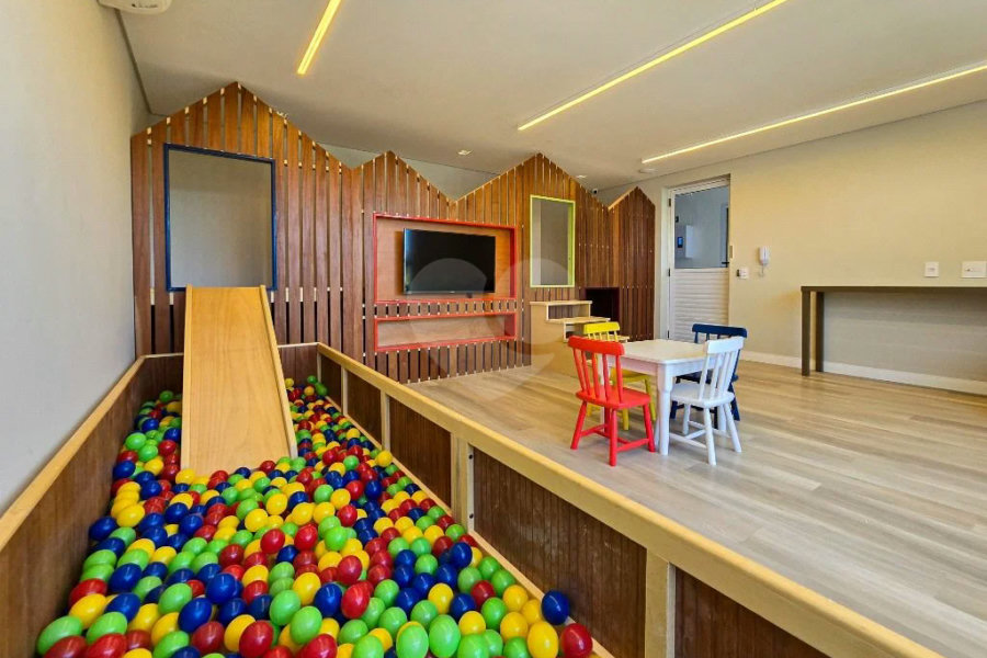Apartamento à venda com 3 quartos, sendo 1 suíte,  em Maitinga, Bertioga, SP