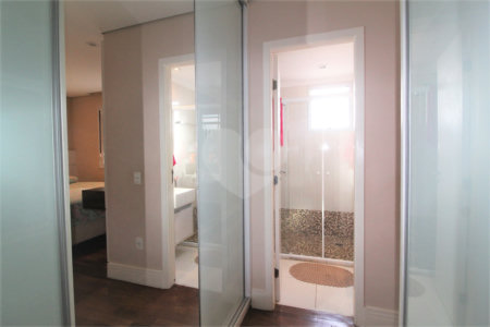 Apartamento à venda com 3 suítes em Alto da Boa Vista, São Paulo, SP