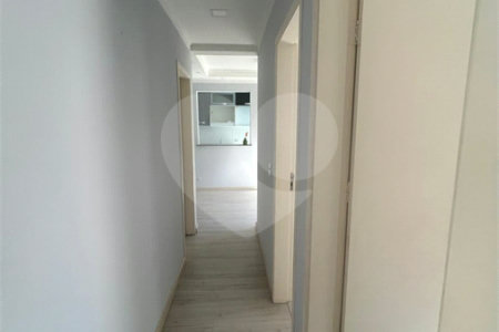 Apartamento à venda ou para alugar com 3 quartos, sendo 1 suíte,  em Vila Mogilar, Mogi das Cruzes, SP