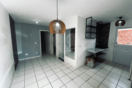 Casa à venda com 2 quartos em Jardim Nova Era, Itapetininga, SP