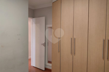 Apartamento à venda com 3 quartos, sendo 1 suíte, em Lapa, São Paulo, SP
