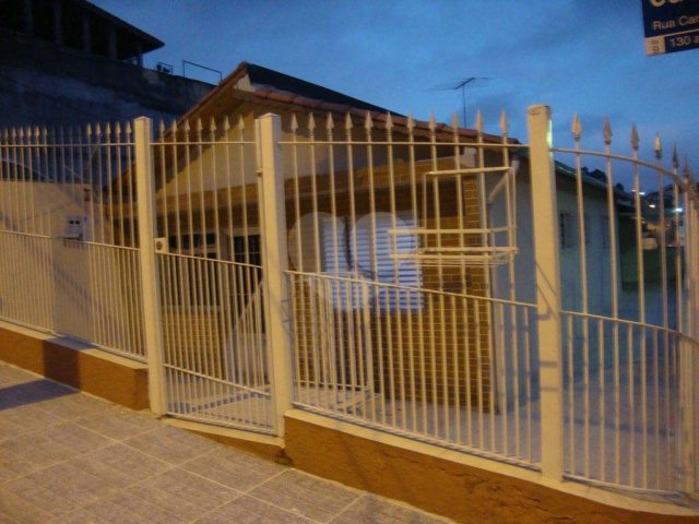 Casa Térrea à venda com 4 quartos, sendo 2 suítes,  em Mandaqui, São Paulo, SP