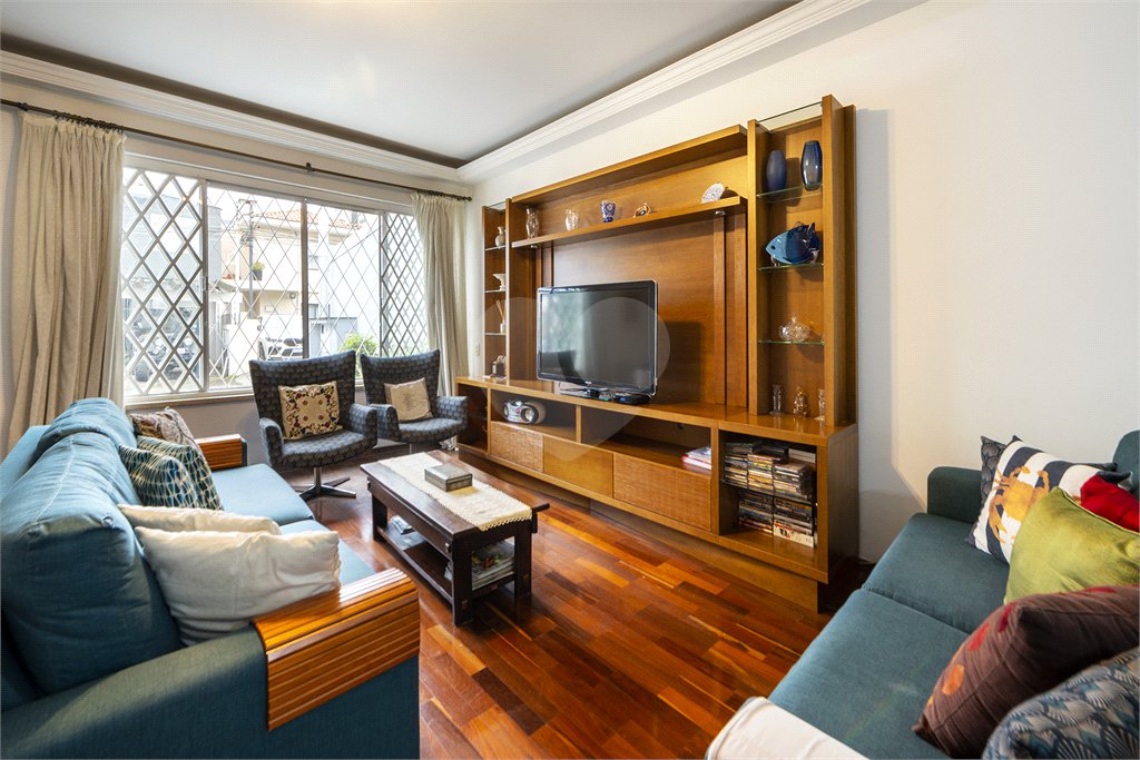 Casa de Vila à venda com 3 quartos, sendo 1 suíte, em Brooklin, São Paulo, SP