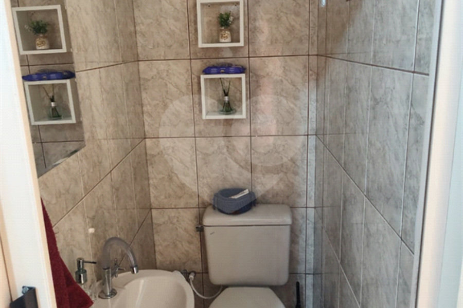Sobrado à venda com 3 quartos, sendo 1 suíte, em Tremembé, São Paulo, SP