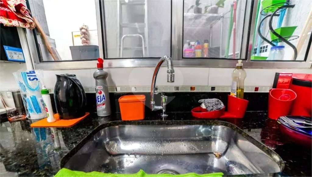 Casa à venda com 2 suítes no condomínio Lauro Korte, São Paulo - SP