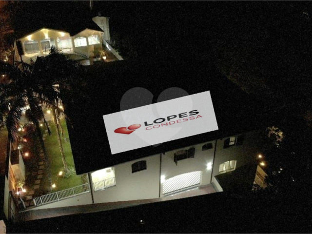 Casa à venda com 3 suítes no condomínio Alpes da Cantareira, Mairiporã - SP