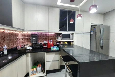 Casa à venda com 2 suítes em Vila Tiradentes, São Paulo, SP