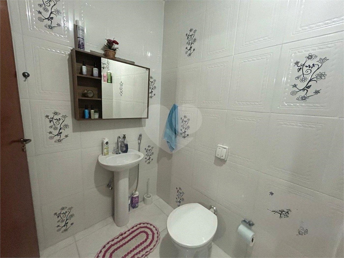 Casa à venda com 3 quartos, sendo 1 suíte,  em Éden, Sorocaba, SP
