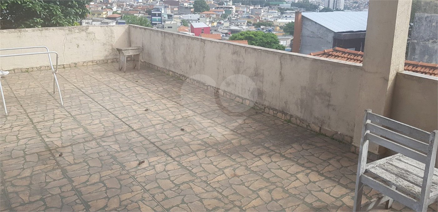 Sobrado à venda com 3 quartos, sendo 1 suíte, em Vila Nova Cachoeirinha, São Paulo, SP