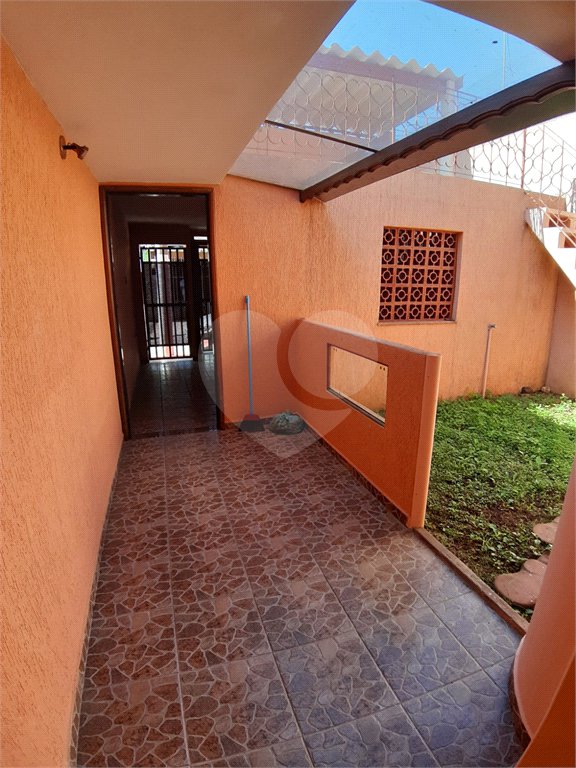 Sobrado à venda com 3 quartos, sendo 1 suíte, em Tremembé, São Paulo, SP