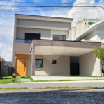 Casa à venda com 3 suítes no condomínio Floradas Paratey, São José dos Campos - SP
