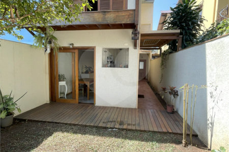 Casa à venda com 3 suítes em Santo Amaro, São Paulo, SP