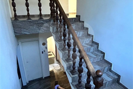 Sobrado à venda com 6 quartos, sendo 1 suíte,  em Sumarezinho, São Paulo, SP