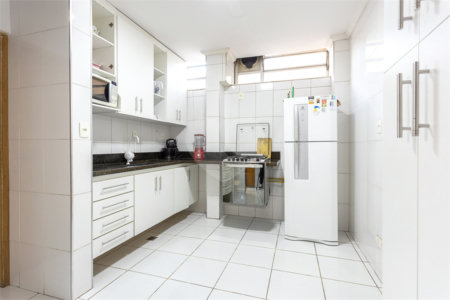 Apartamento à venda com 4 quartos, sendo 2 suítes, em Bela Vista, São Paulo, SP