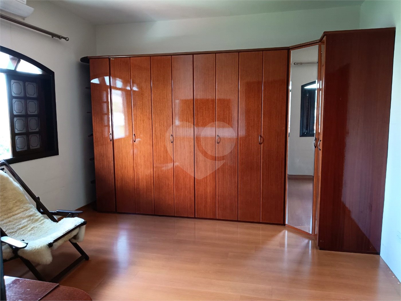 Casa à venda com 3 quartos, sendo 1 suíte, em Chácara Jafet, Mogi das Cruzes, SP