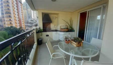 Apartamento à venda com 4 quartos, sendo 3 suítes, em Santana, São Paulo, SP