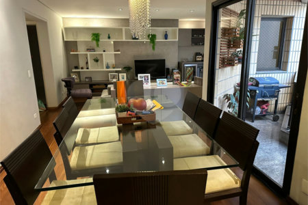 Apartamento à venda com 3 suítes em Vila Olímpia, São Paulo, SP