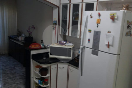 Casa à venda com 3 quartos, sendo 1 suíte, em Bosque dos Eucaliptos, São José dos Campos, SP