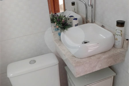 Sobrado à venda com 3 quartos, sendo 1 suíte, em Cidade Patriarca, São Paulo, SP