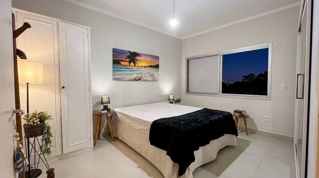 Apartamento com 2 dormitórios à venda, 76 m² por R$ 365.000,00 - Vila Júlia - Guarujá/SP