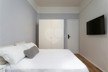 Apartamento à venda com 4 quartos, sendo 1 suíte, em Pinheiros, São Paulo, SP