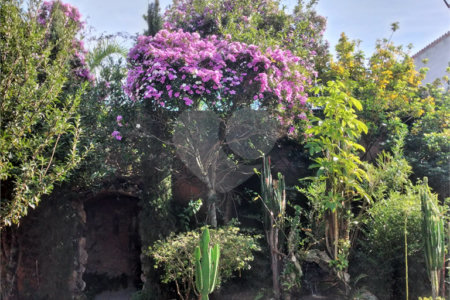 Chácara à venda com 4 quartos, sendo 1 suíte,  em Vila Dom Pedro, Atibaia, SP