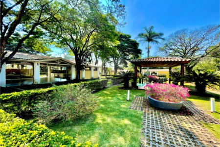 Casa à venda com 4 suítes no condomínio Vale do Lago, Sorocaba - SP
