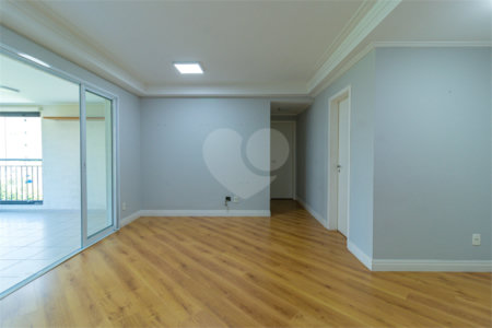 Apartamento à venda com 2 quartos, sendo 1 suíte, em Jardim Prudência, São Paulo, SP