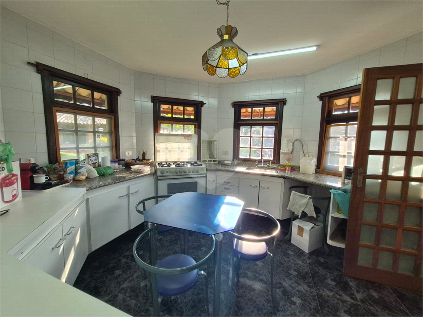 Casa à venda com 3 quartos, sendo 1 suíte, no condomínio Alpes da Cantareira, Mairiporã - SP