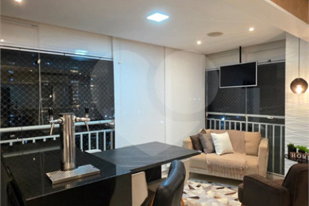 Apartamento à venda com 3 quartos, sendo 1 suíte, no Centro, São Bernardo do Campo, SP