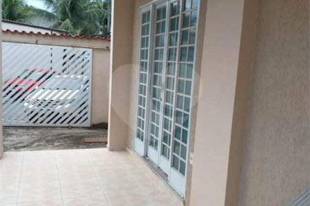 Casa à venda com 2 suítes no condomínio Campo Lindo, Rio de Janeiro - RJ