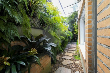Casa à venda com 3 quartos, sendo 2 suítes,  em Vila Tramontano, São Paulo, SP