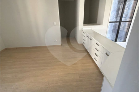 Apartamento à venda ou para alugar com 1 suíte em Vila Suzana, São Paulo, SP